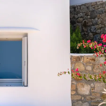 ヴィラ Luxury With Stunning Views Above Kalo Livadi *