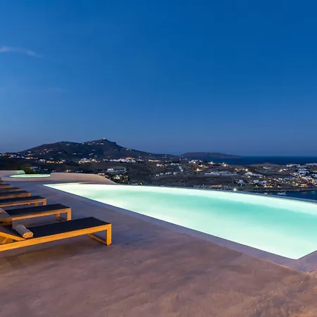Luxury With Stunning Views Above Kalo Livadi