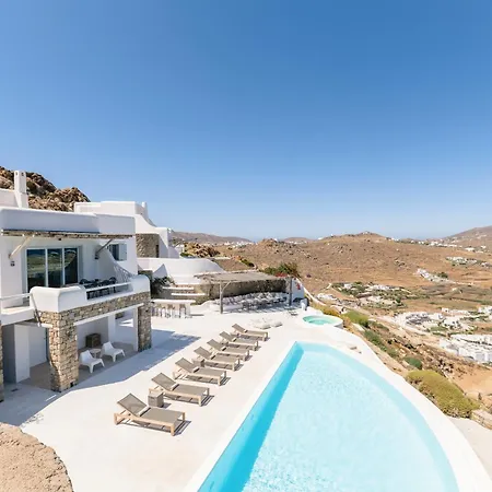 Luxury With Stunning Views Above Kalo Livadi 别墅