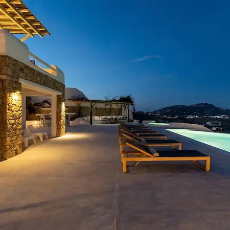 ヴィラ Luxury With Stunning Views Above Kalo Livadi *