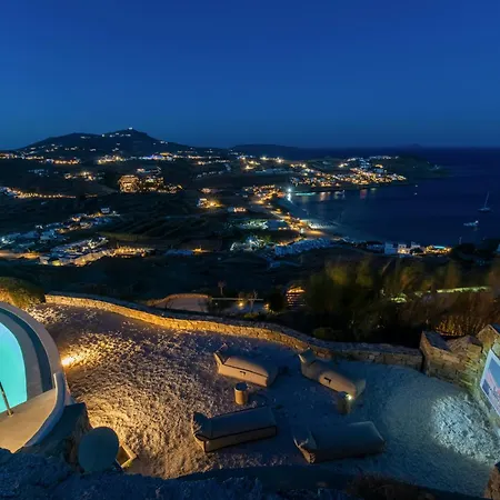 Luxury With Stunning Views Above Kalo Livadi ヴィラ *