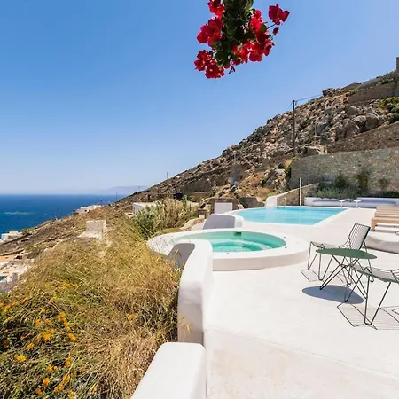 Luxury With Stunning Views Above Kalo Livadi *