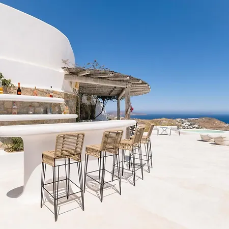 Luxury With Stunning Views Above Kalo Livadi Villa