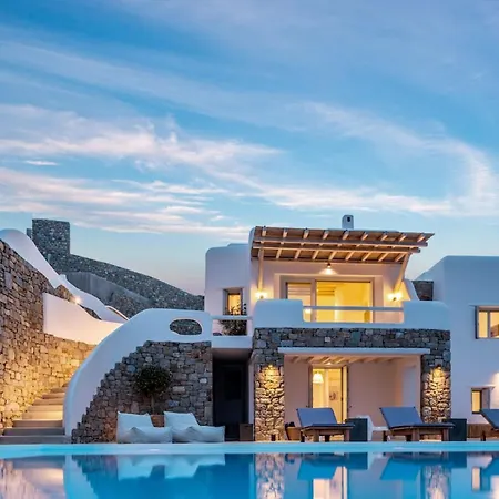 Luxury With Stunning Views Above Kalo Livadi Villa