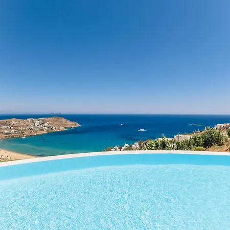 Luxury With Stunning Views Above Kalo Livadi Villa *