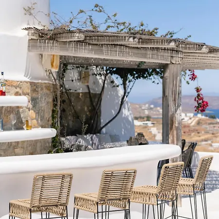 Luxury With Stunning Views Above Kalo Livadi Mykonos Town